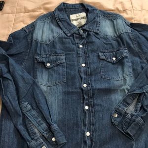 Medium Jean button down